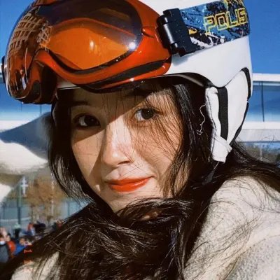 持摄影机的人